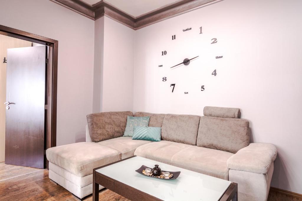 Χώρος καθιστικού στο Your home away from home