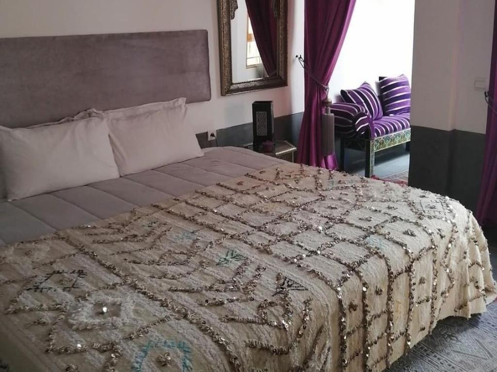 Postel nebo postele na pokoji v ubytování Dar 14 Marrakech