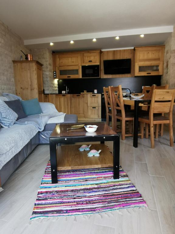 Kuchyň nebo kuchyňský kout v ubytování Duplex Les 2 Alpes avec accès direct aux pistes