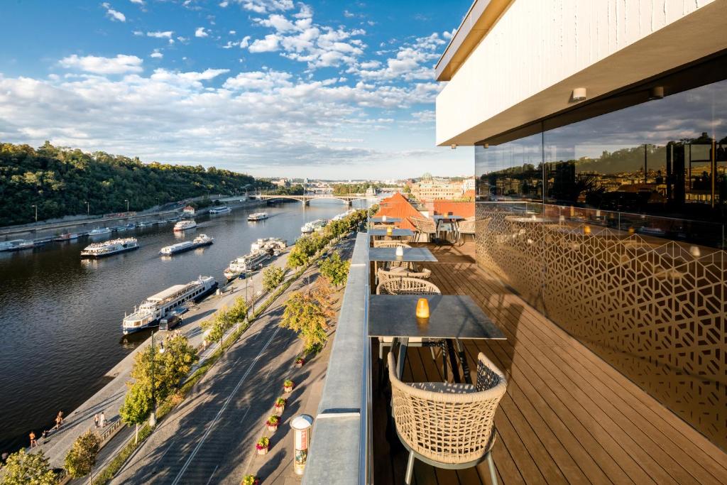 The President - Resim 43