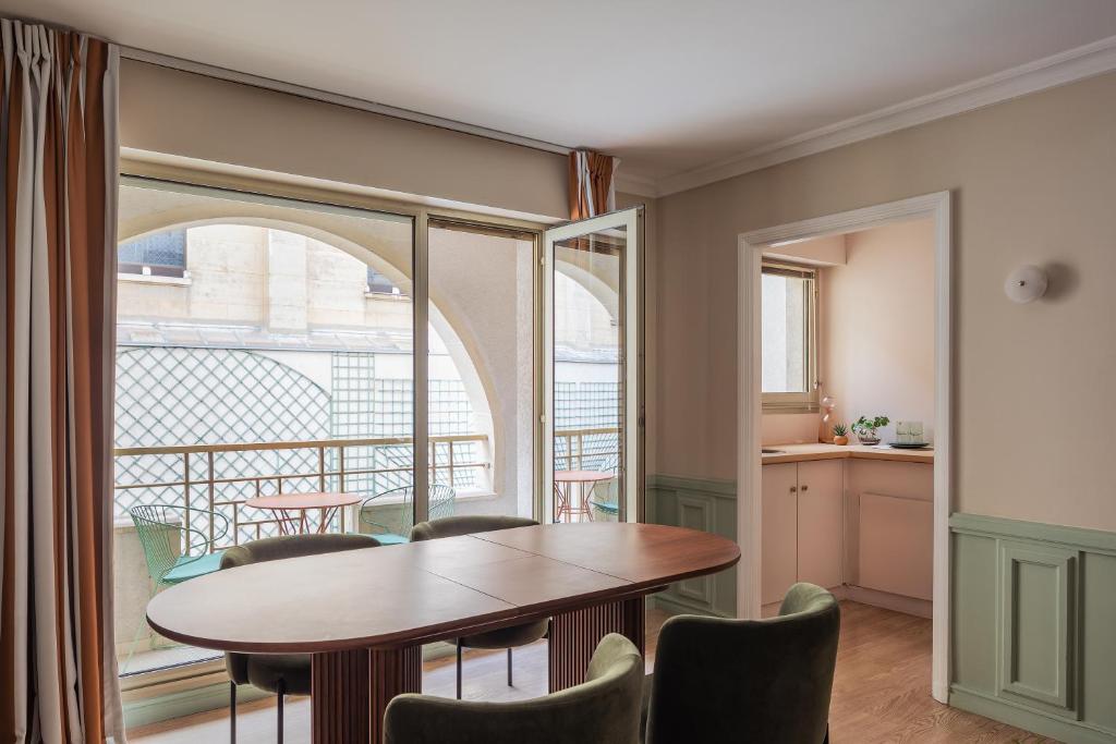 Royal Garden Champs-Élysées - Resim 21