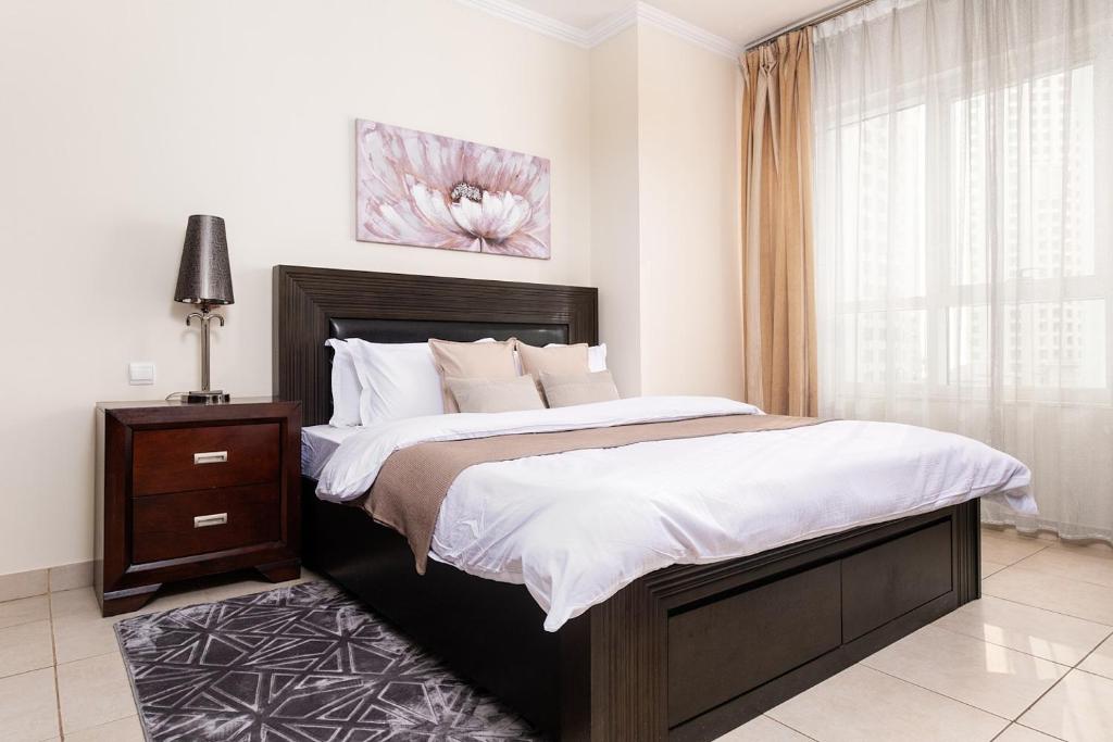 اقامت ممتاز در Marina Quays West