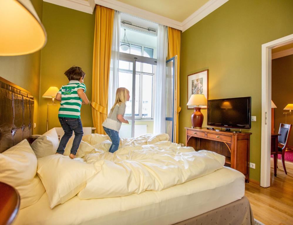 Louisa's Place - Resim 42