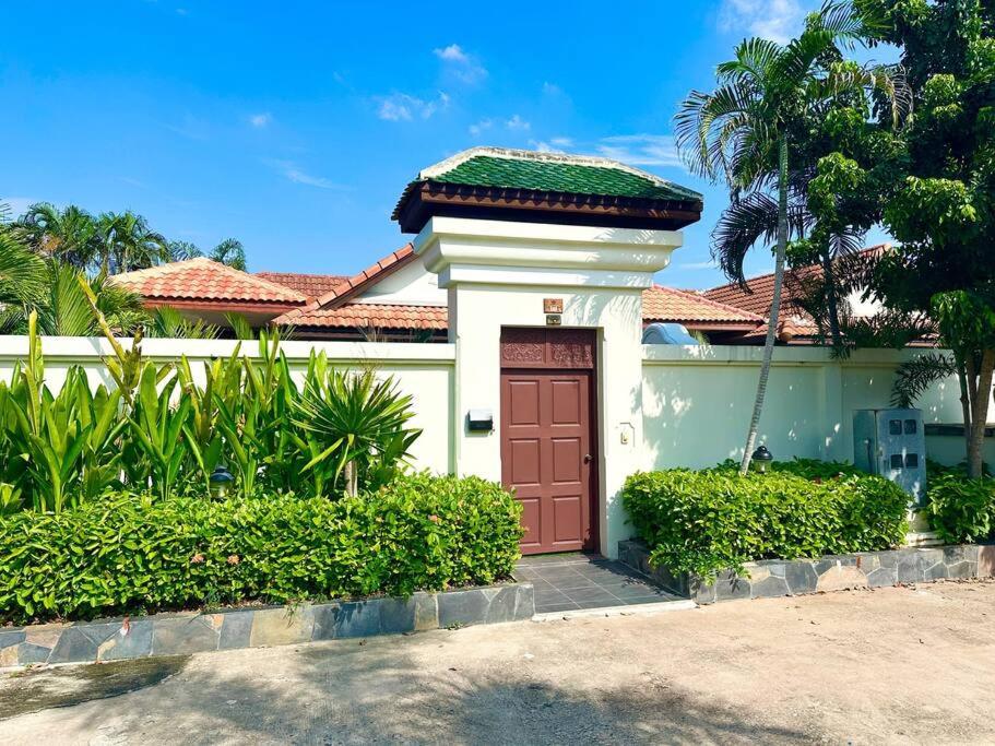 Zahrada ubytování View Talay Villas - Luxury, 1 Bedroom - private pool villa, 500m from Jomtien beach - VTV 171