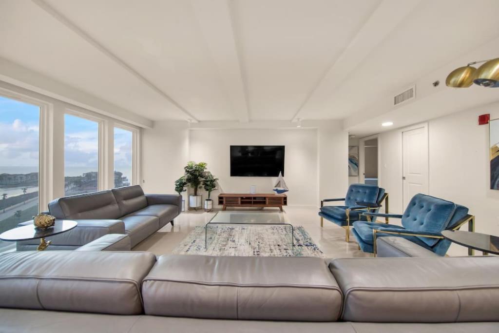 Image showcasing Luxury Beachfront Condo With Amazing Sunset Views, South Padre Island ...