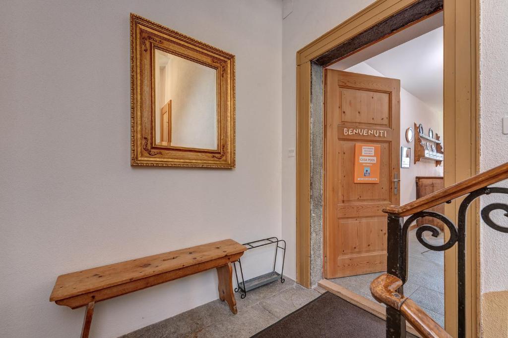 Foto dalla galleria di Casa Pool tra St Moritz e il lago di Como a Castasegna