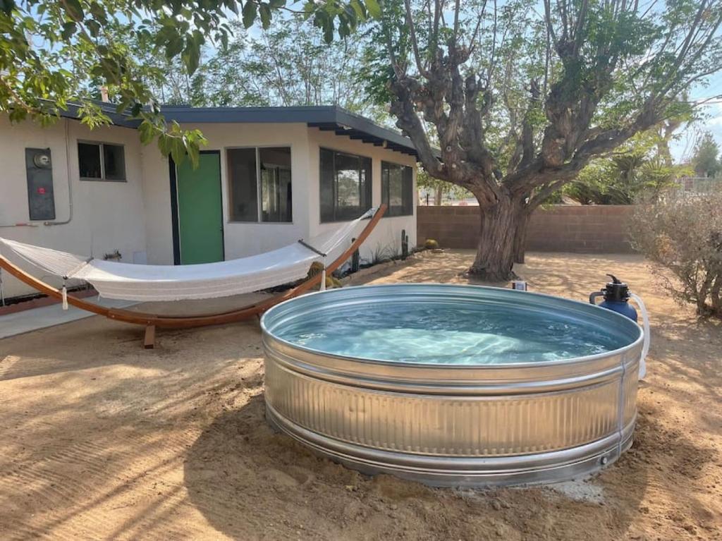 Moon Rise Ranch Moonrise Ranch - FirePit - Downtown JT - Minutes to Park, Joshua Tree ...