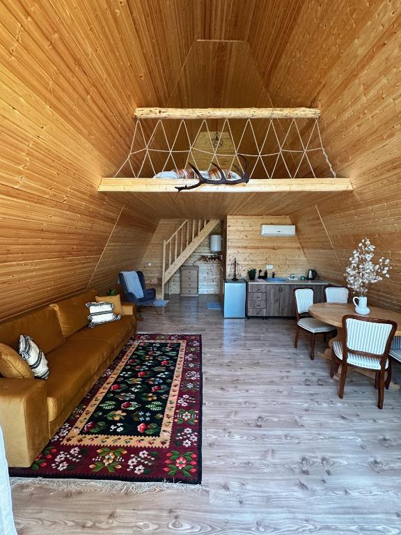 Kuchyň nebo kuchyňský kout v ubytování The Frog Glamping