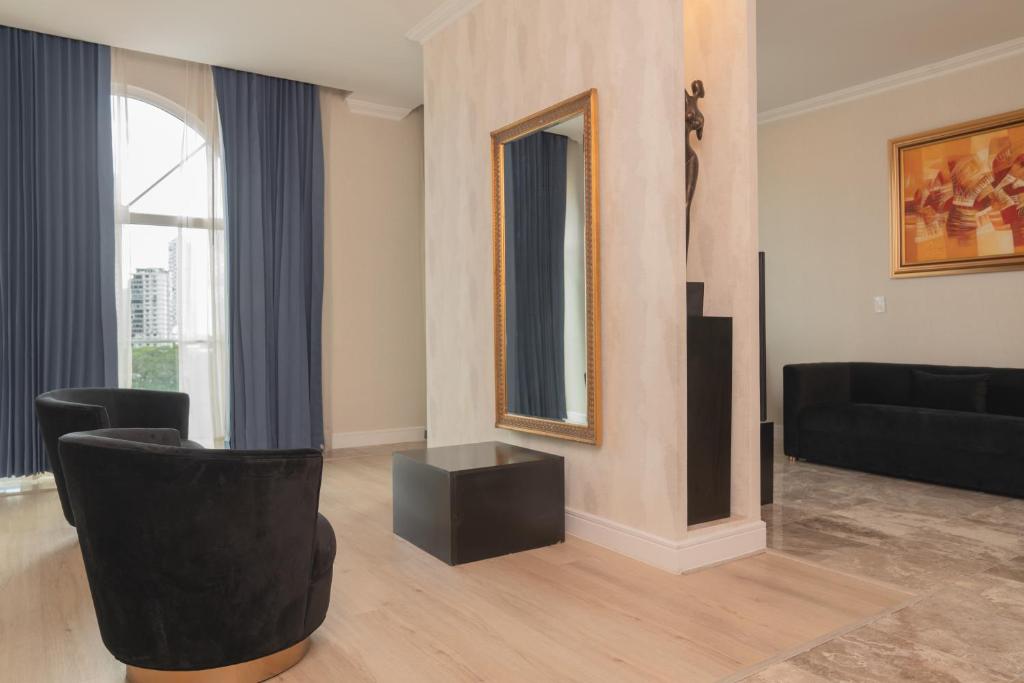 Waymore Hotel Spa & Casino - Suite Mit Zwei Schlafzimmern
