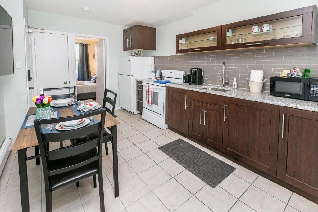 Downtown Ottawa Petfriendly 1BR Ottawa (updated prices