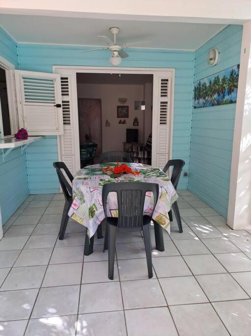 Fotografie z fotogalerie ubytování T2 cosy, spacieux et confortable v destinaci Les Trois-Îlets