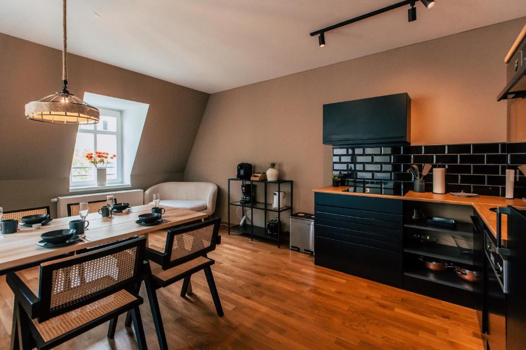 Luga Homes - Stadthaus - Resim 24