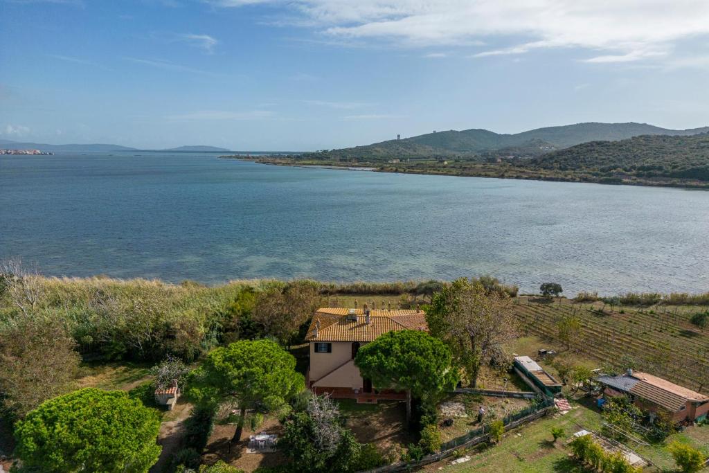 Orbetello Giannella Apartment - Two-Bedroom Apartment