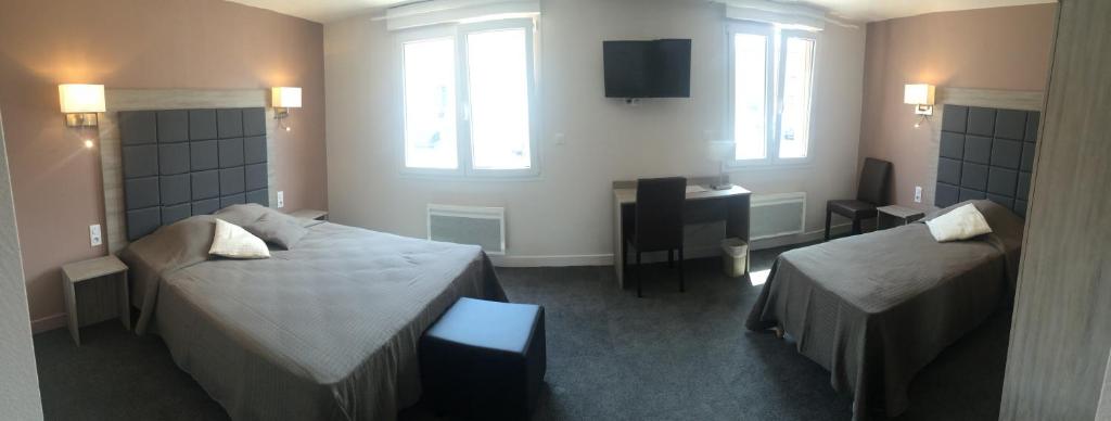 LOGIS Hotel Restaurant Auberge Du Cheval Blanc - Comfort Triple Room