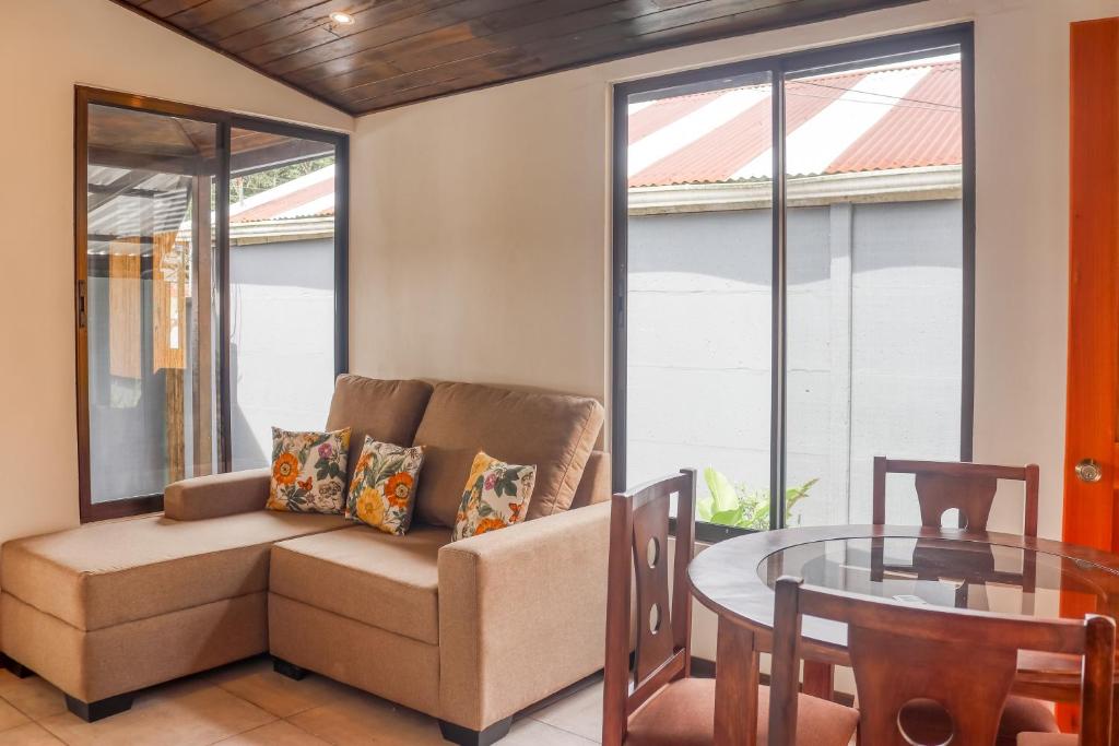 Dominicalito Surf Villas - Twilight