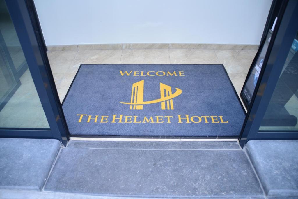 The Helmet Hotel - Resim 14