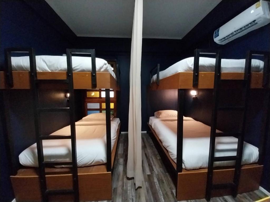 Postel nebo postele na pokoji v ubytování W168 hostel