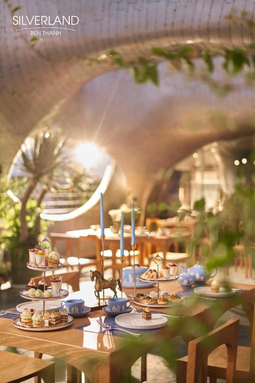 Restaurace v ubytování Silverland Bến Thành