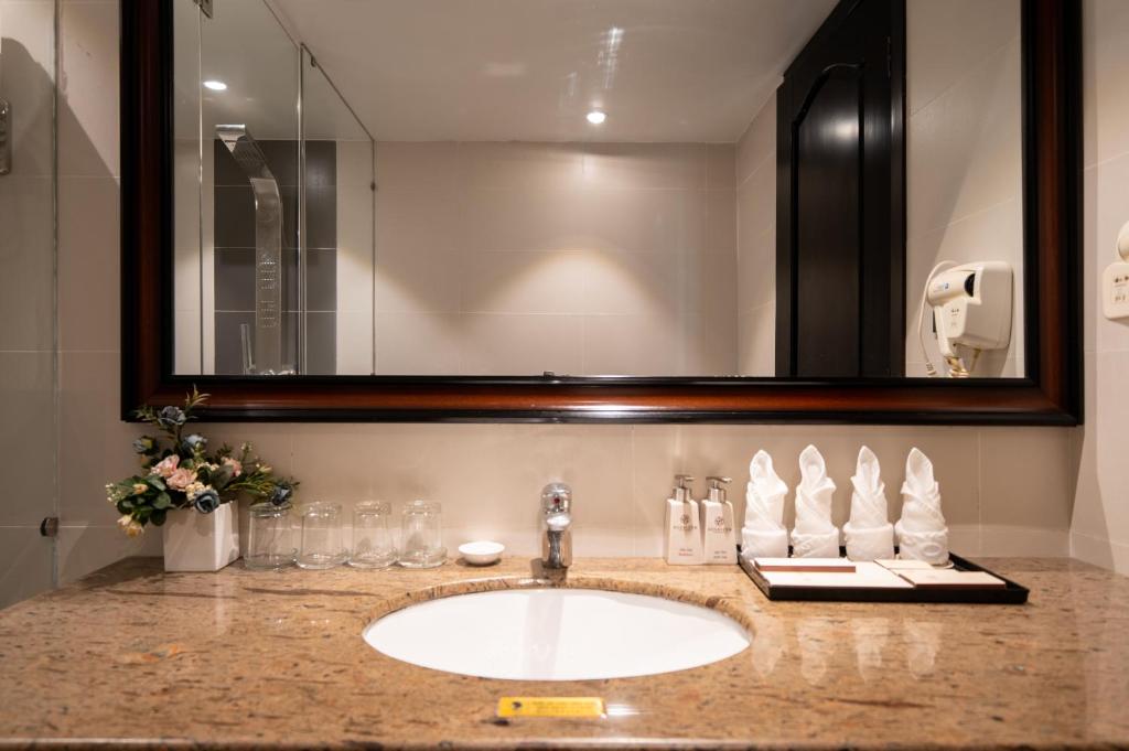 Rosaleen Boutique Hotel - 7