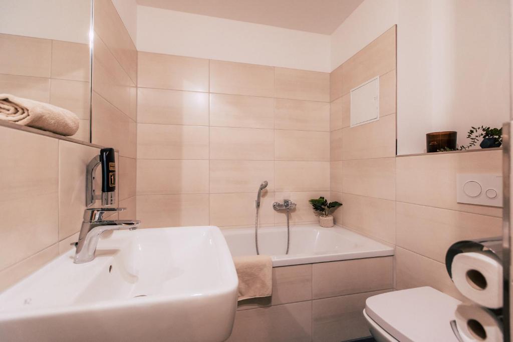 Luga Homes - Stadthaus - Resim 28