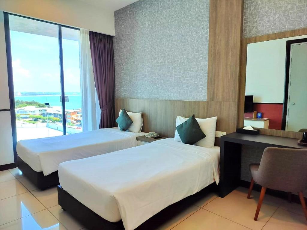 D'Wharf Hotel & Serviced Residence - Superior Twin Room