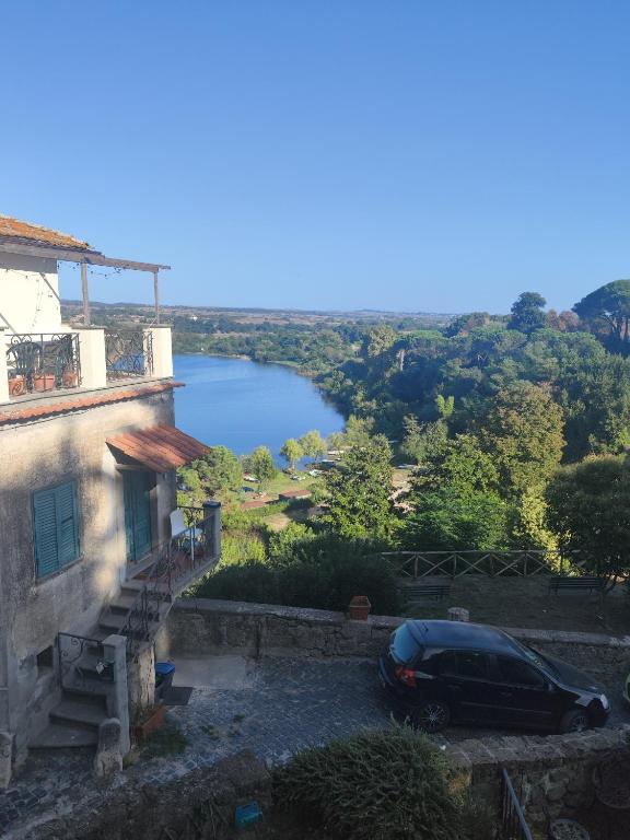 Kép Chalet Romantico Sul Lago szállásáról Anguillara Sabaziában a galériában