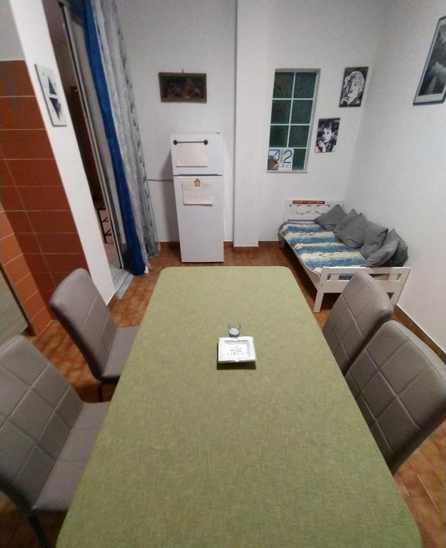 Kuchyň nebo kuchyňský kout v ubytování Appartamento Fotia