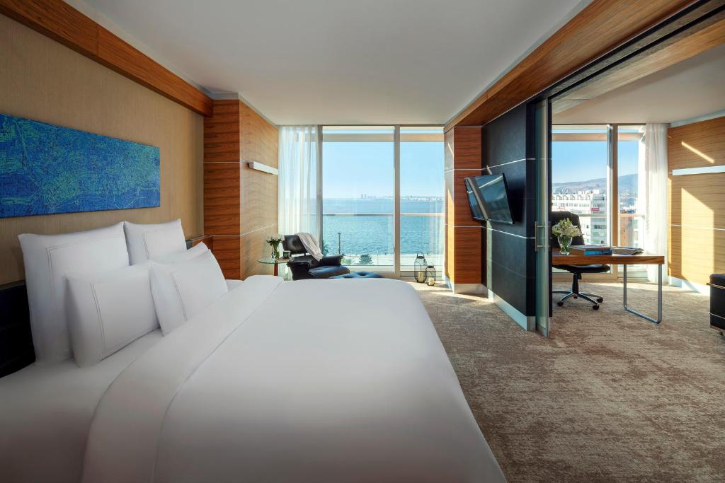 Swissotel Buyuk Efes Izmir - Business Suite Con Sea View