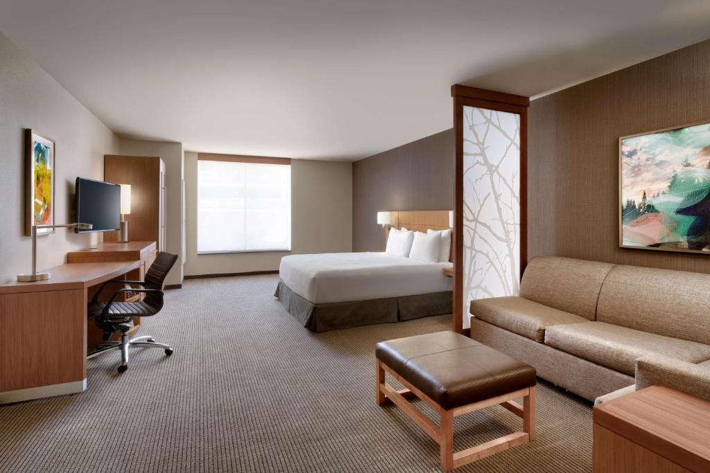 TV a/nebo společenská místnost v ubytování Hyatt Place Provo