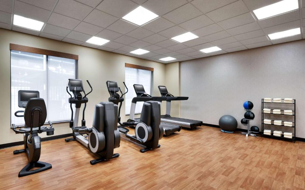 Fitness centrum a/nebo fitness zařízení v ubytování Hyatt Place Provo