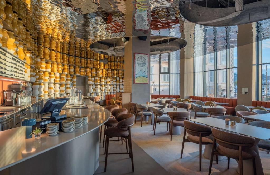 Canopy by Hilton Cannes - Resim 8