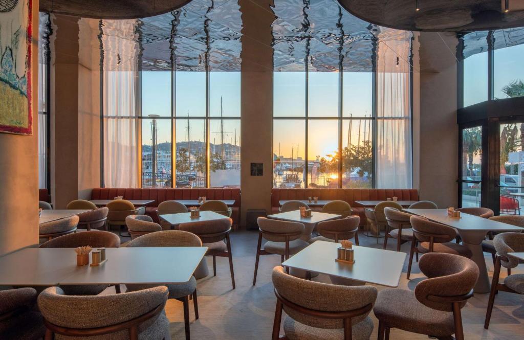 Canopy by Hilton Cannes - Resim 30