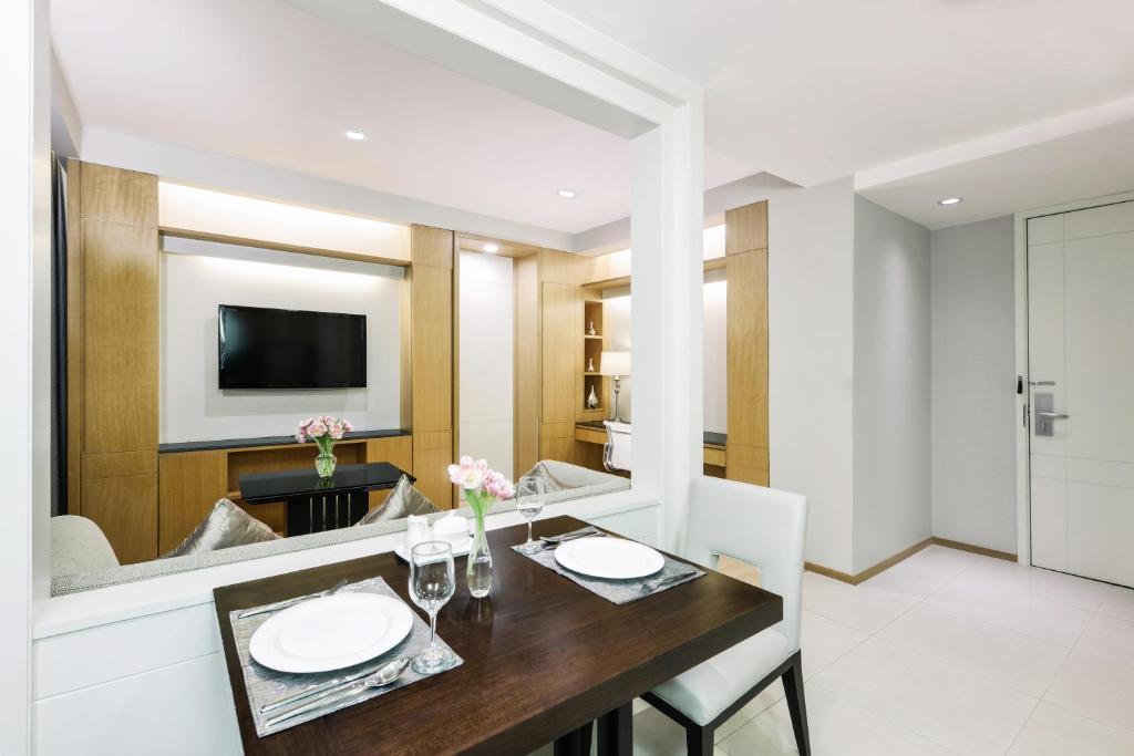 Centre Point Chidlom - Resim 40