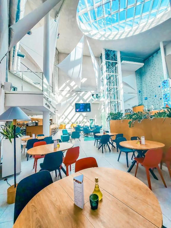 Restaurace v ubytování Seaside Park Hotel