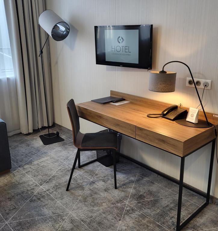Hotel Centrum - Grande Chambre Double Ou Lits Jumeaux