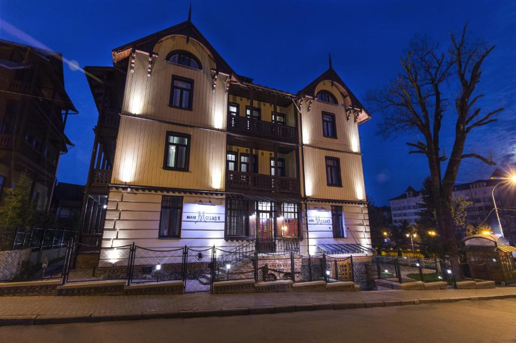 Budova, kde se hotel nachází
