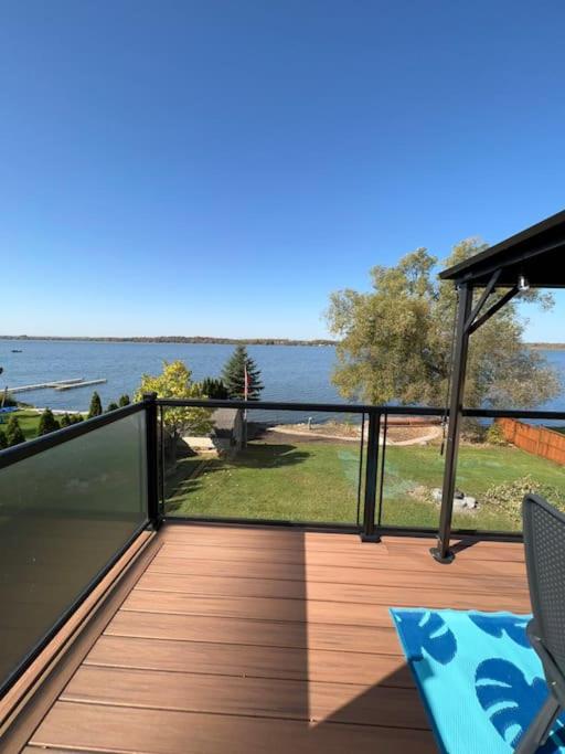 Waterfront cozy cottage., Port Perry Updated 2024 Prices