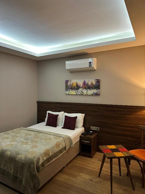 GRAND DELUX HOTEL - 豪华皇后区