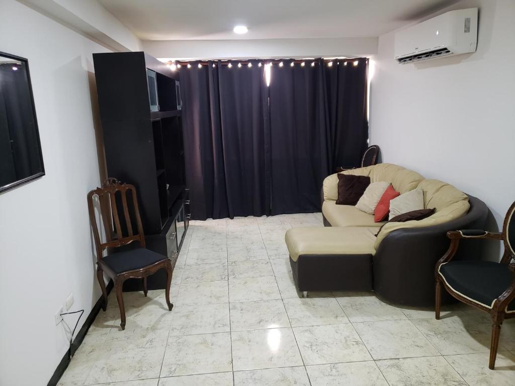 Gallery image of Apartamento los caobos in Caracas