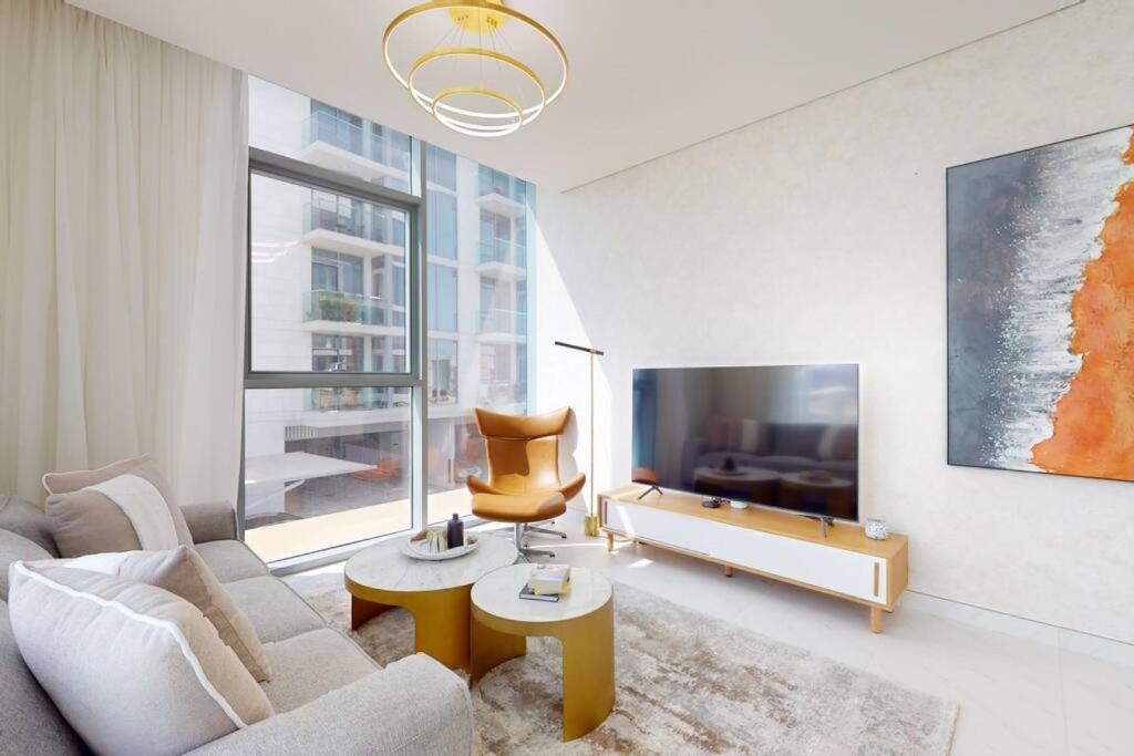 Fotografie z fotogalerie ubytování Residence 21 - Glamorous One Bedroom v Dubaji