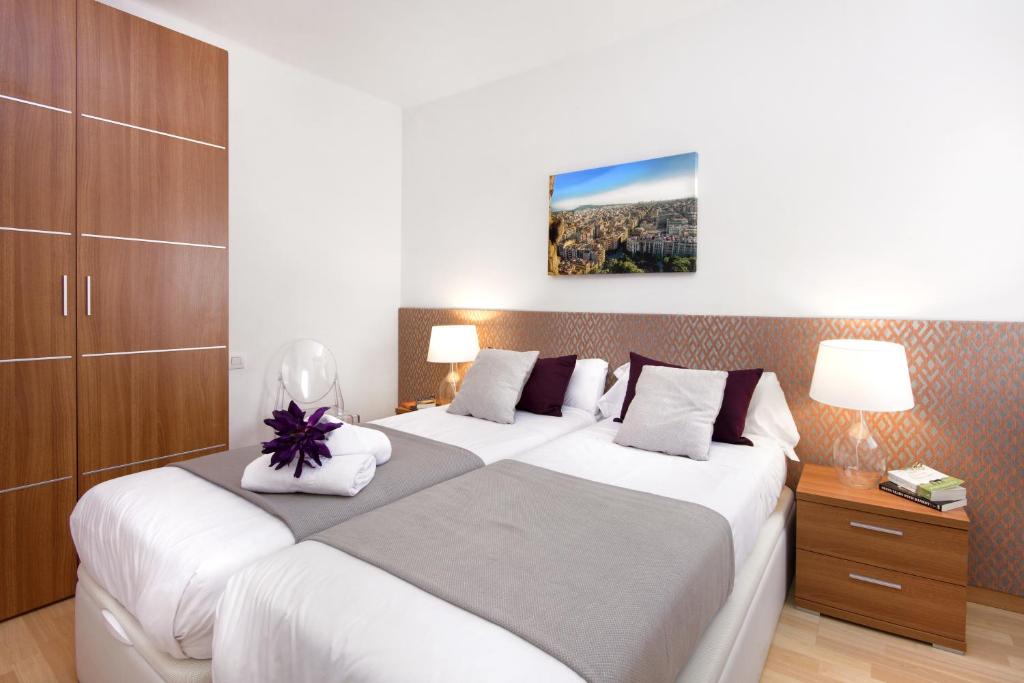 Eixample Building Apartments by Mercedes Heritage - 11