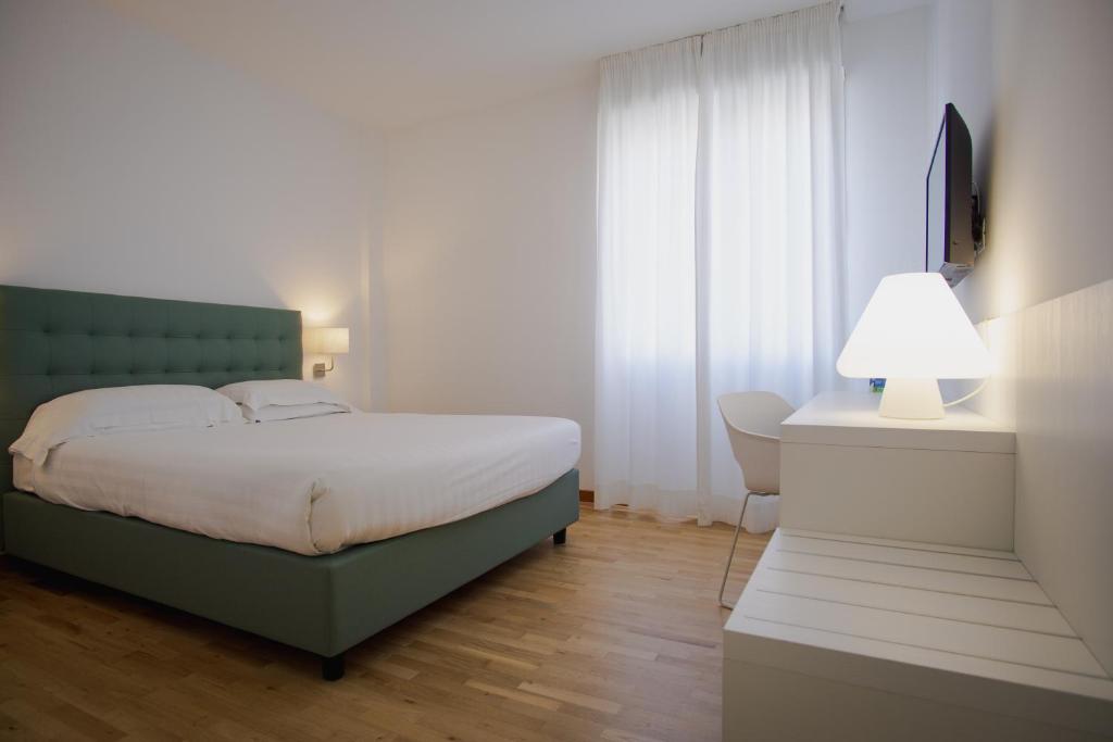 Mistral2 Hotel - Grote Tweepersoonskamer