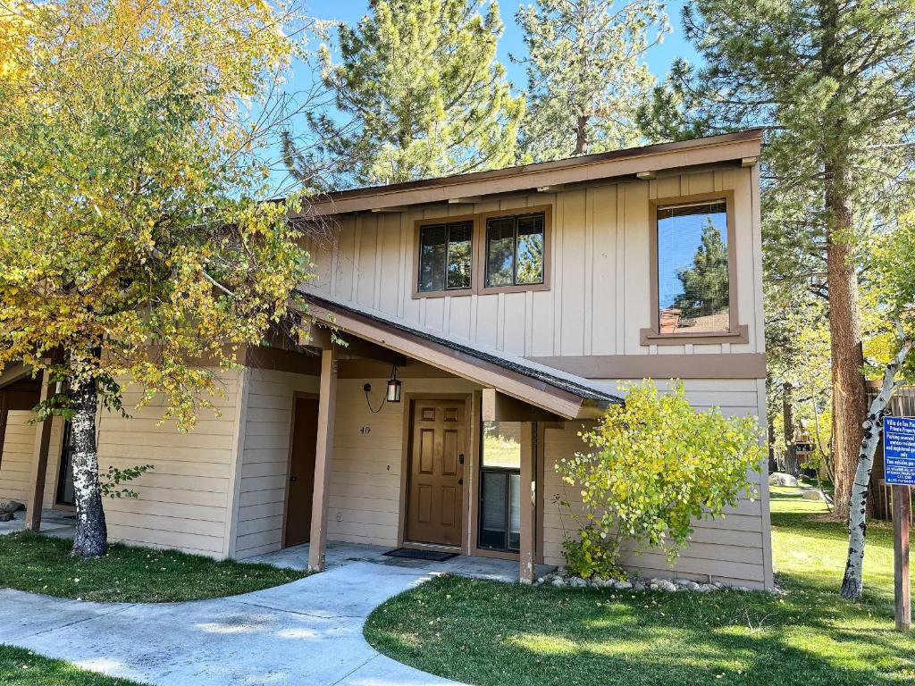 Villa de los Pinos 40 condo, Mammoth Lakes (updated prices 2024)