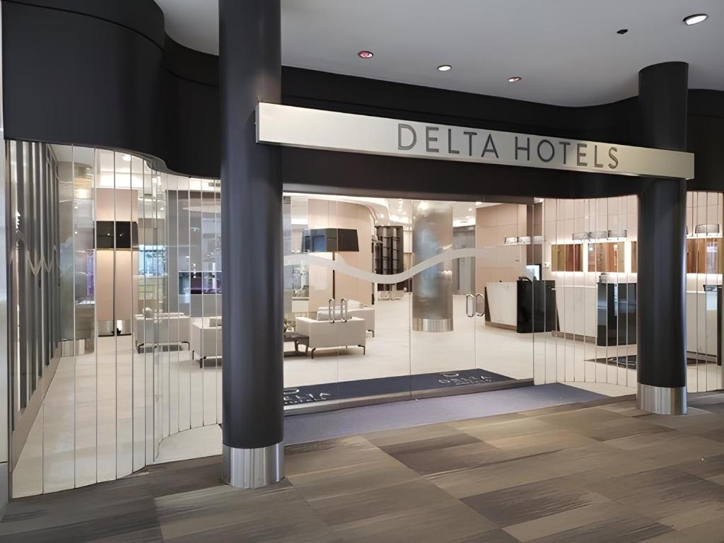 Delta Hotels by Marriott Edmonton Centre Suites - Resim 6