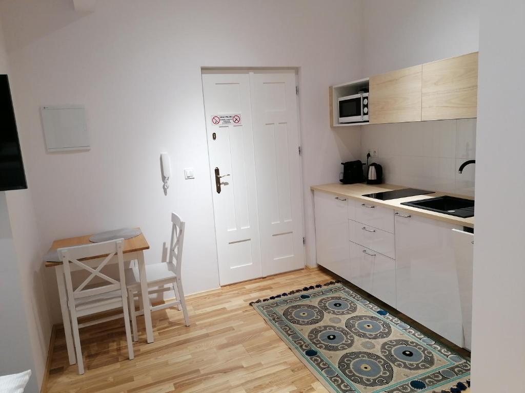 Juwel Apartments Kraków 14 - 15