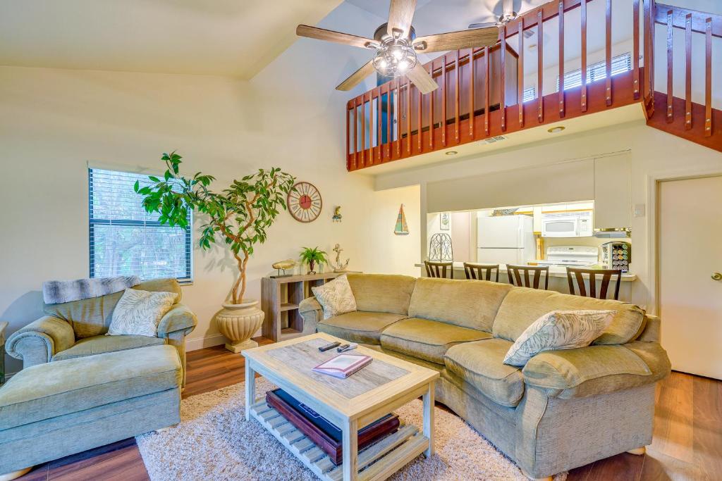 Waterfront Dunnellon Retreat with River Access!, Dunnellon (updated