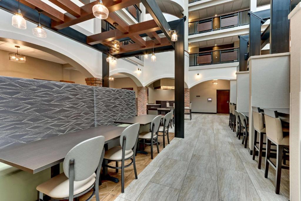 Drury Plaza Hotel St. Paul Downtown photo