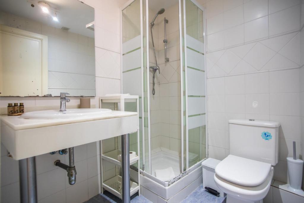 Kúpeľňa v ubytovaní 42man1018 Centrally located flat in Sant Antoni