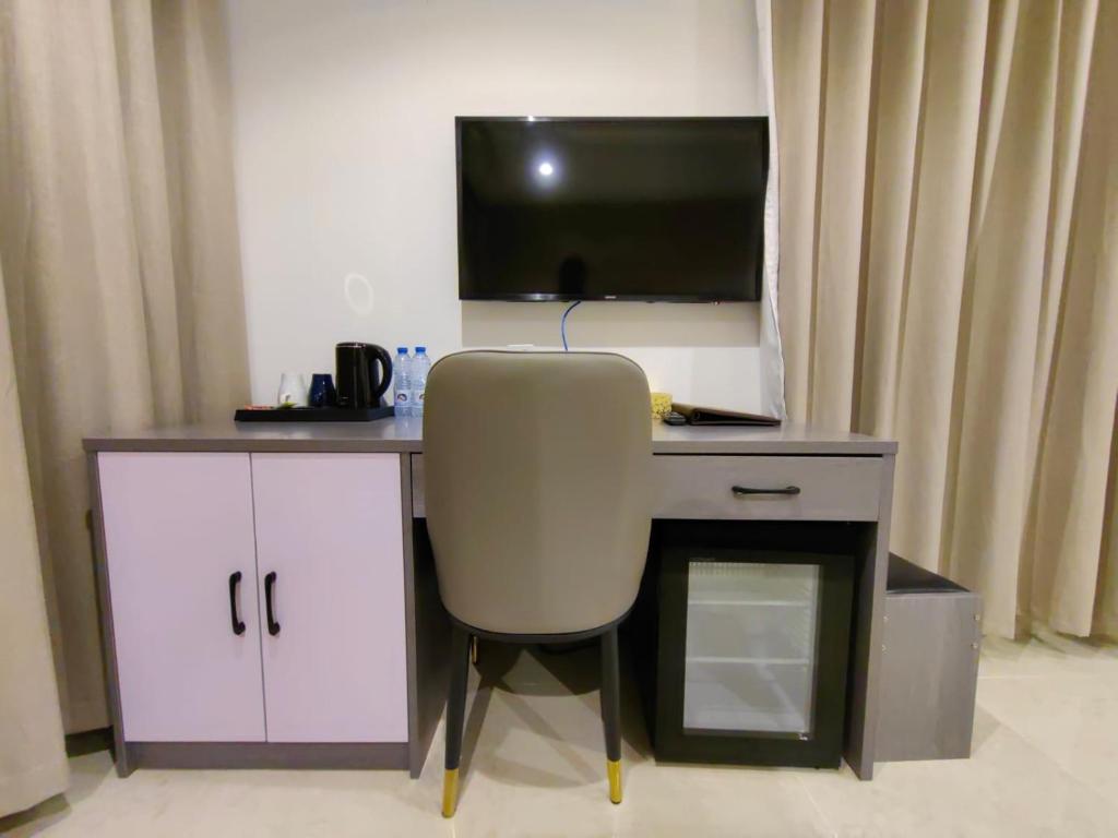TV a/nebo společenská místnost v ubytování Wave View Hotel