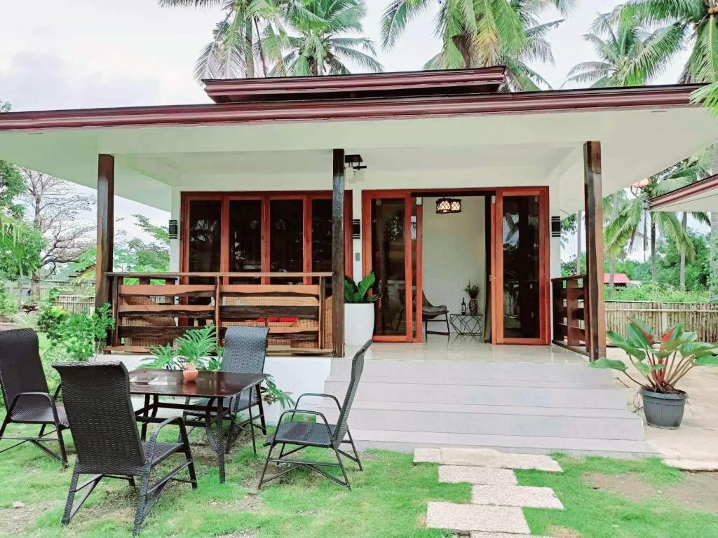 Zahrada ubytování Villa Royal Palawan